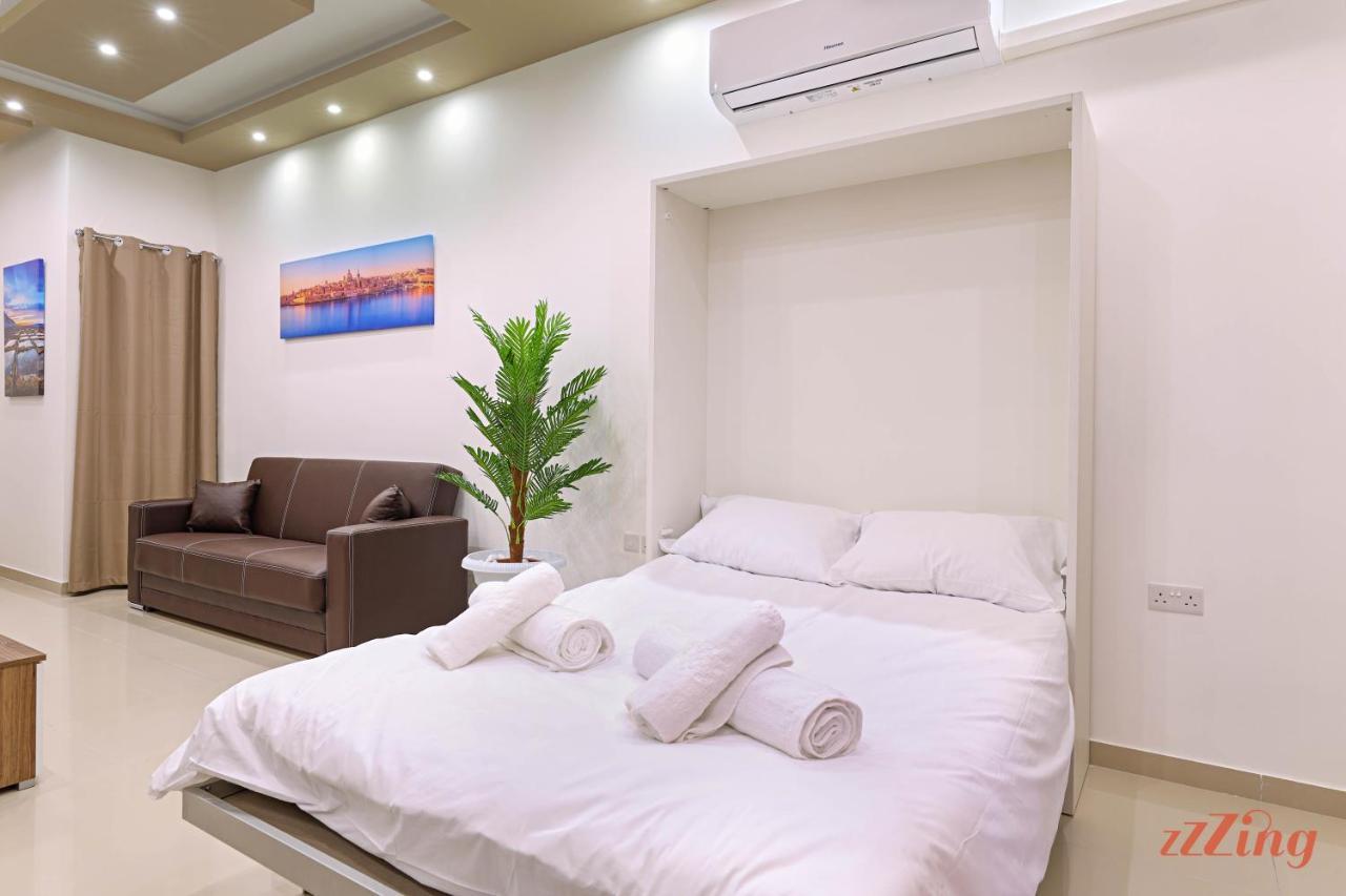 Luxurious Duplex Seafront Apt W Amazing Sea Views Birżebbuġa Zewnętrze zdjęcie